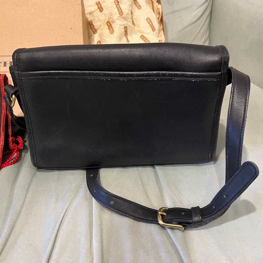 Vintage Coach Ridgefield Purse 9812 - Picture 5 of 14
